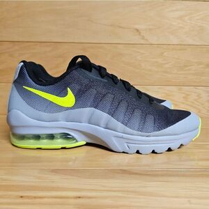 Nike Air Max Invigor Wolf Gray Volt Black Youth Kids Shoe 749572-002